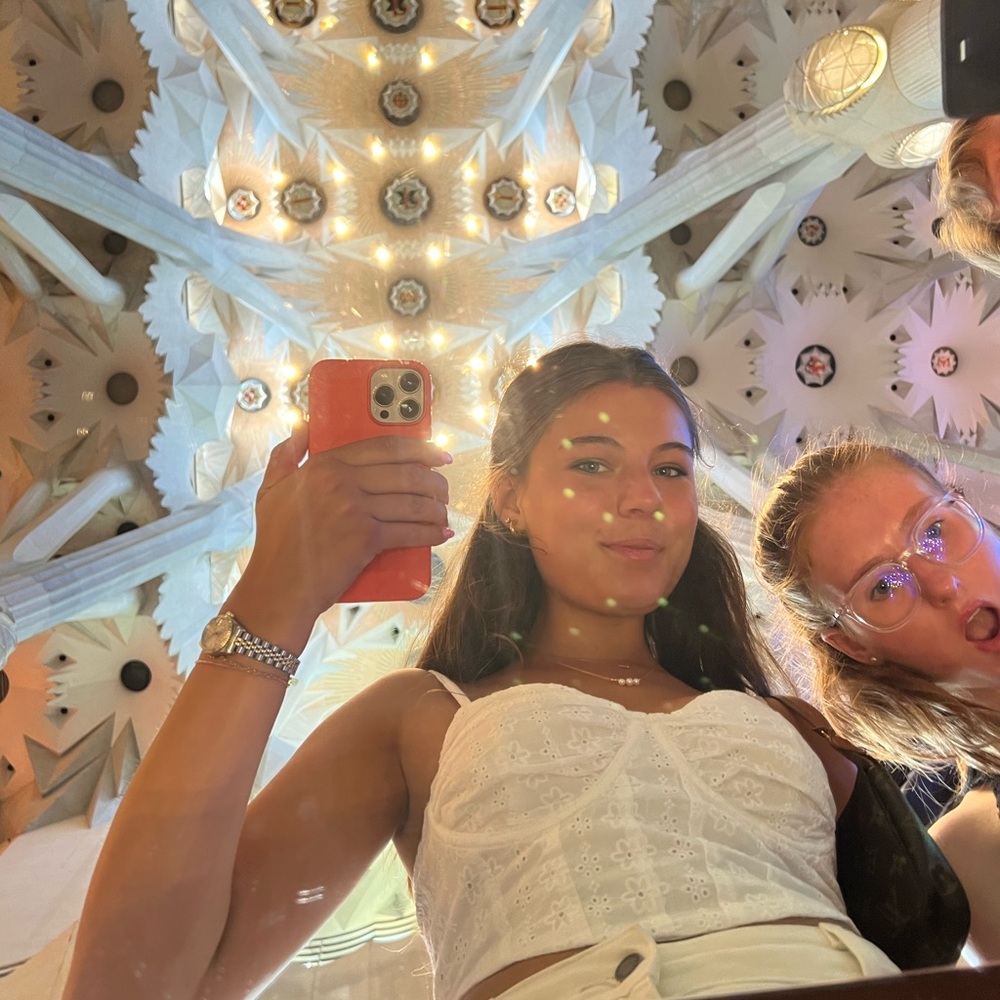 Meet your Posher, Zoe